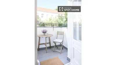 Balcone; luce naturale, vista