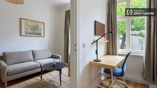 Soggiorno; luce naturale, stile moderno