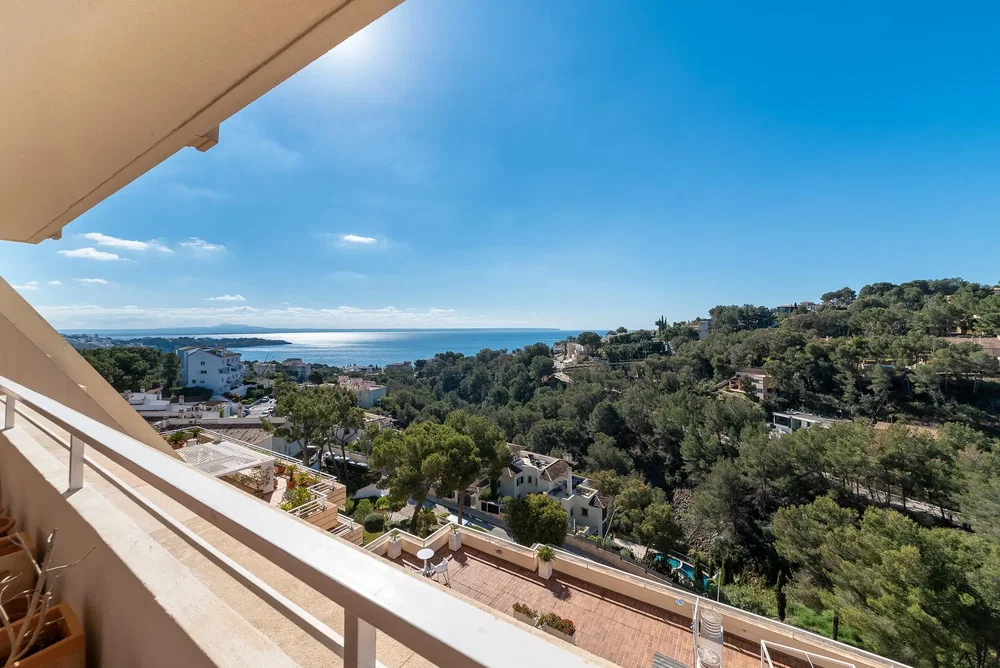 Balkon; pogled, prirodna svjetlost