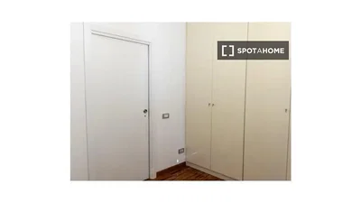 Komora; dřevěná podlaha