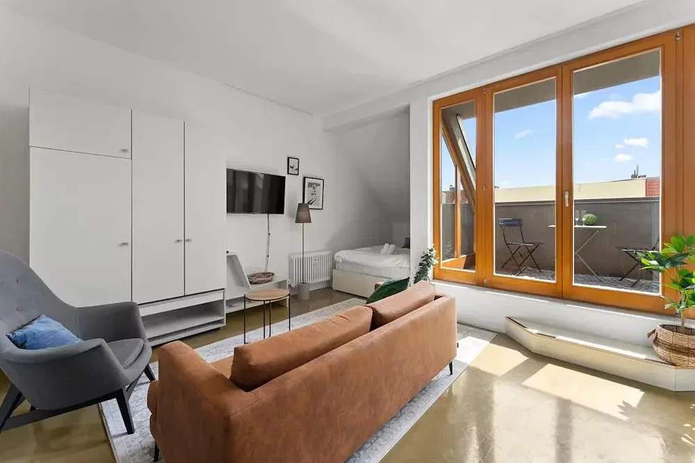 Wohnzimmer; tageslicht, moderner stil