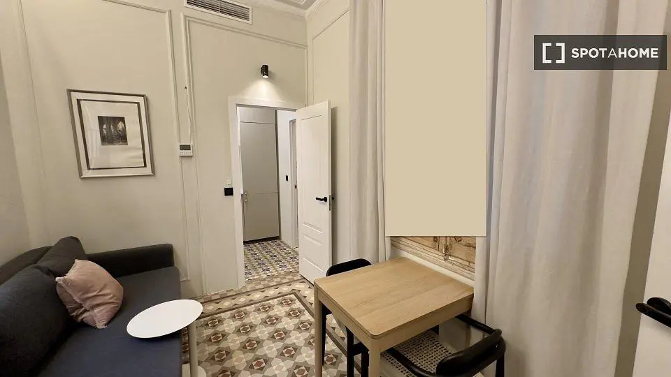 Wohnzimmer; tageslicht, moderner stil