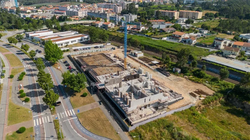 Dům a okolí; přirozené světlo, výhled
