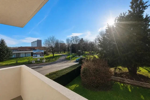 Balkon; widok, światło dzienne
