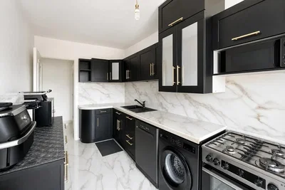 Kitchen; kitchen appliances, renovated, natural light