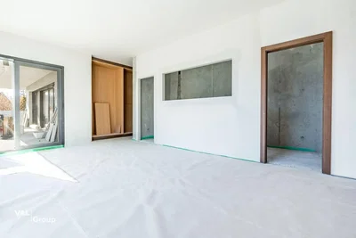 Other; natural light, needs renovation