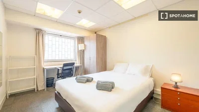 Schlafzimmer; tageslicht, moderner stil