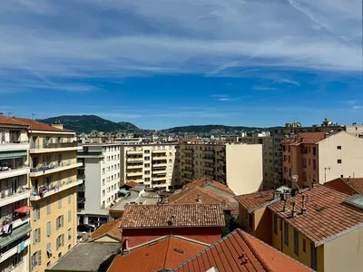 Altro; vista