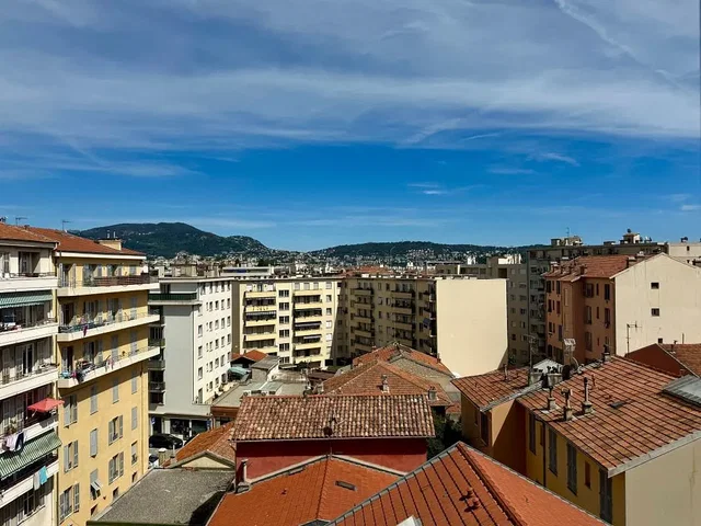 Altro; vista