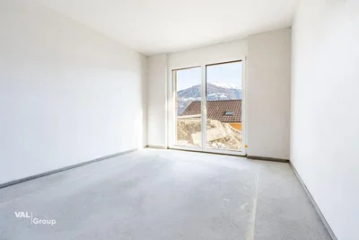 Altro; luce naturale, necessita ristrutturazione