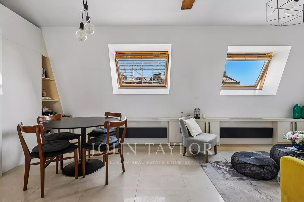 Soggiorno; luce naturale, stile moderno