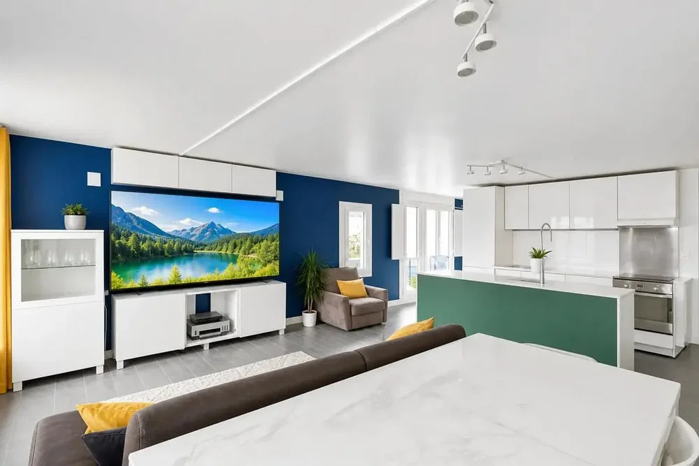 Living room; natural light, modern style, tile floor, kitchen appliances