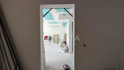 Overig; renovatie nodig, natuurlijk licht