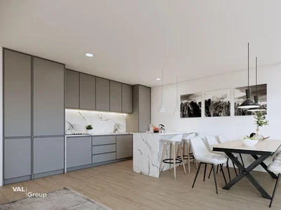 Keuken; keukenapparatuur, houten vloer, natuurlijk licht, moderne stijl
