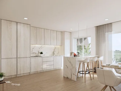 Keuken; keukenapparatuur, houten vloer, natuurlijk licht, moderne stijl, gerenoveerd