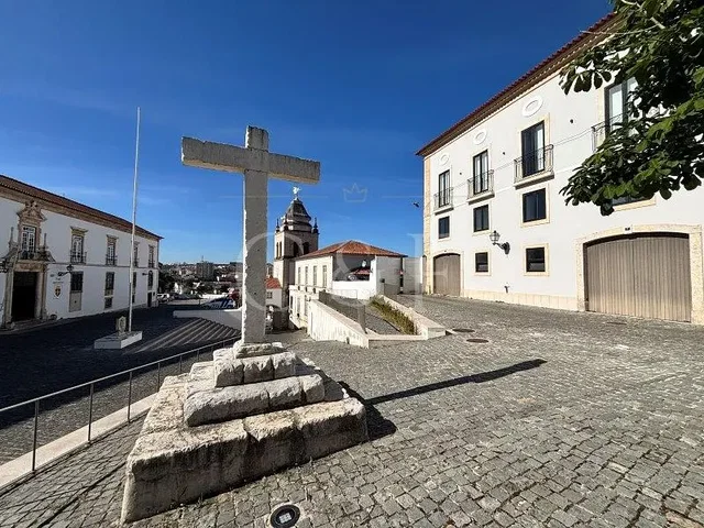 Casa y alrededores