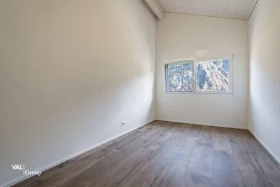 Chambre; parquet, lumière naturelle