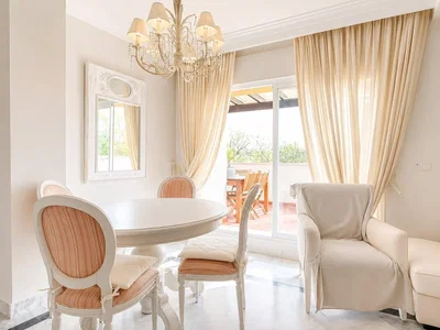 Salon; lumière naturelle, style moderne