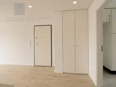 Autre; parquet, lumière naturelle, rénové
