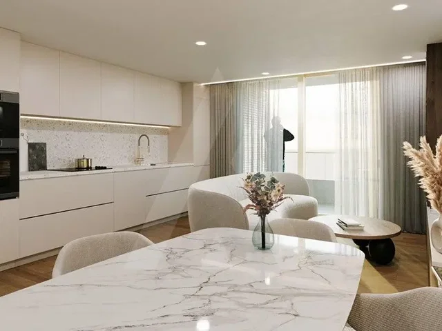 Soggiorno; elettrodomestici, luce naturale, stile moderno, pavimento in legno