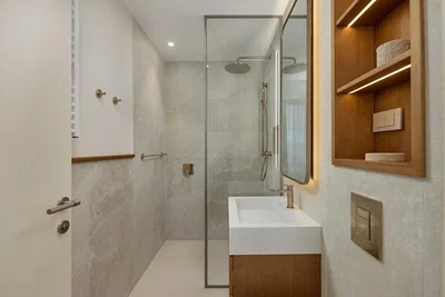 Bathroom; renovated, tile floor, natural light