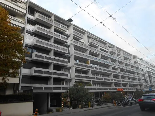 Kuća i okolina