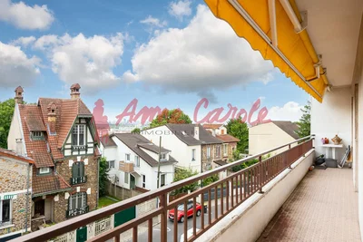 Balkon; pogled, prirodno svjetlo