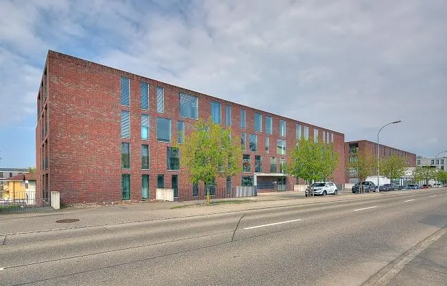 Haus und umgebung; blick