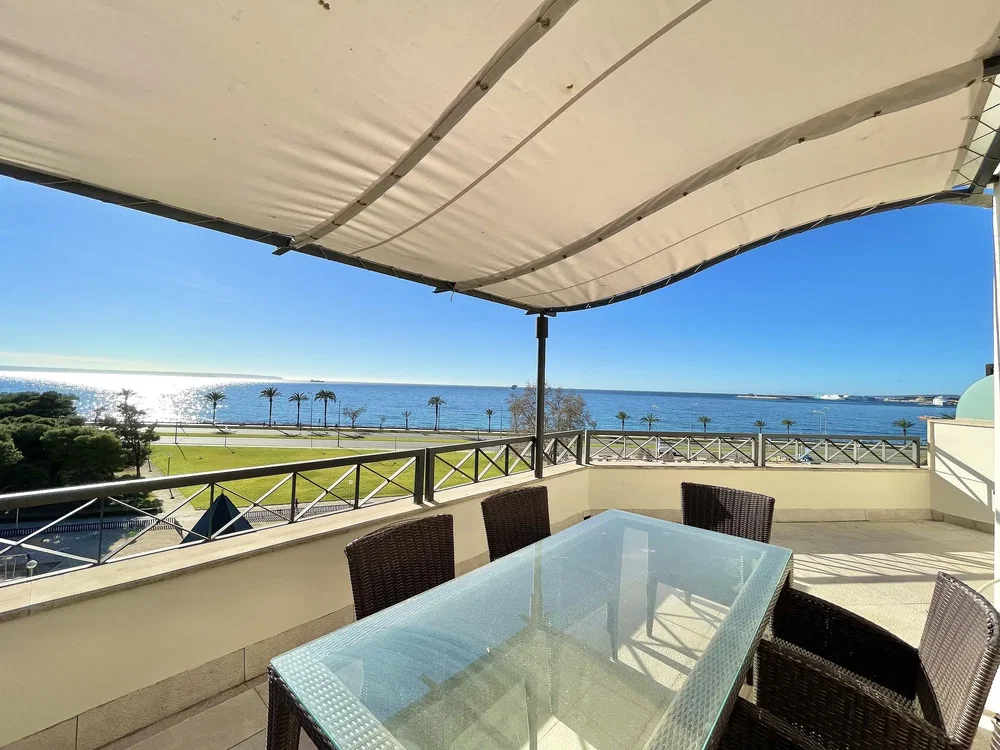 Terrasse; vue, lumière naturelle