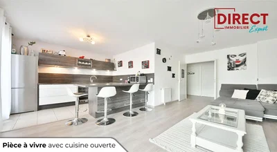 Salon; électroménager, lumière naturelle, style moderne, parquet