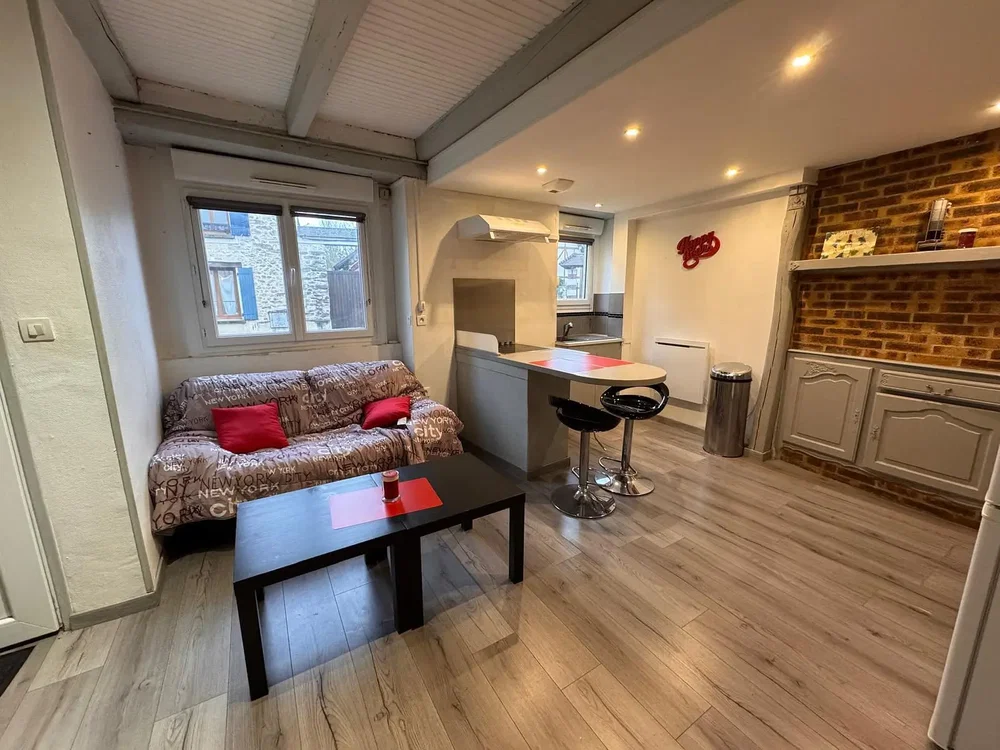 Salon; parquet, lumière naturelle
