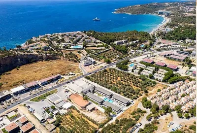 Kuća i okolina; pogled