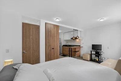 Dormitorio; luz natural, renovado