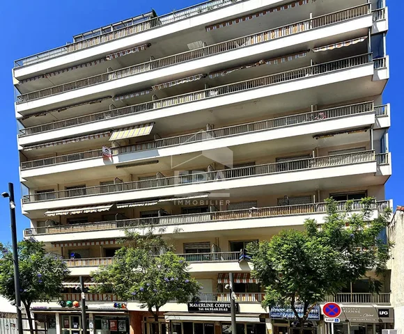 Maison et environs
