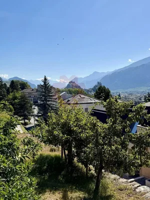 Haus und umgebung; blick, tageslicht