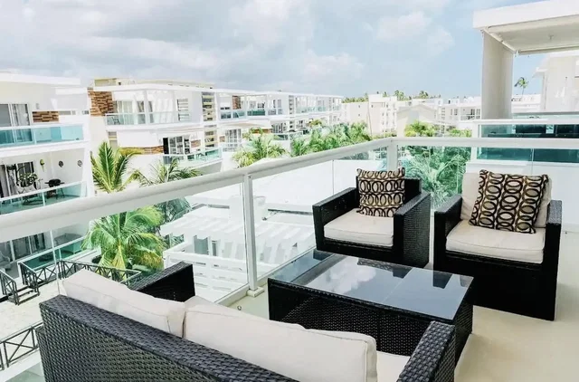 Balkon; pogled, prirodna svjetlost