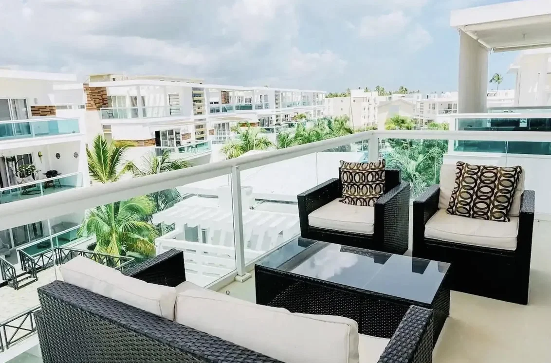 Balkon; výhled, přirozené světlo