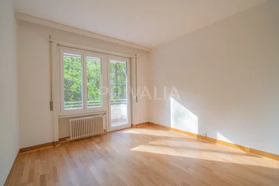 Sonstiges; holzboden, tageslicht