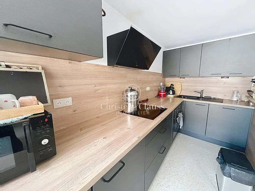 Küche; küchengeräte, renoviert, tageslicht, moderner stil