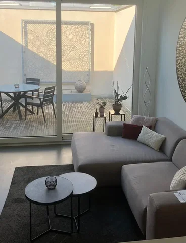 Wohnzimmer; tageslicht, moderner stil