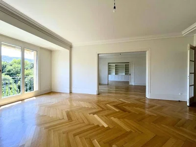 Wohnzimmer; holzboden, tageslicht, blick