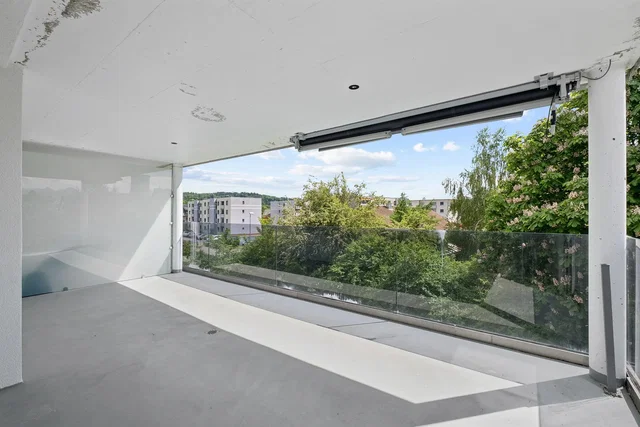 Balcon; vue, lumière naturelle