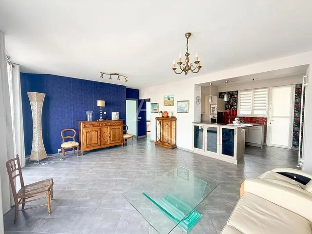 Living room; tile floor, natural light