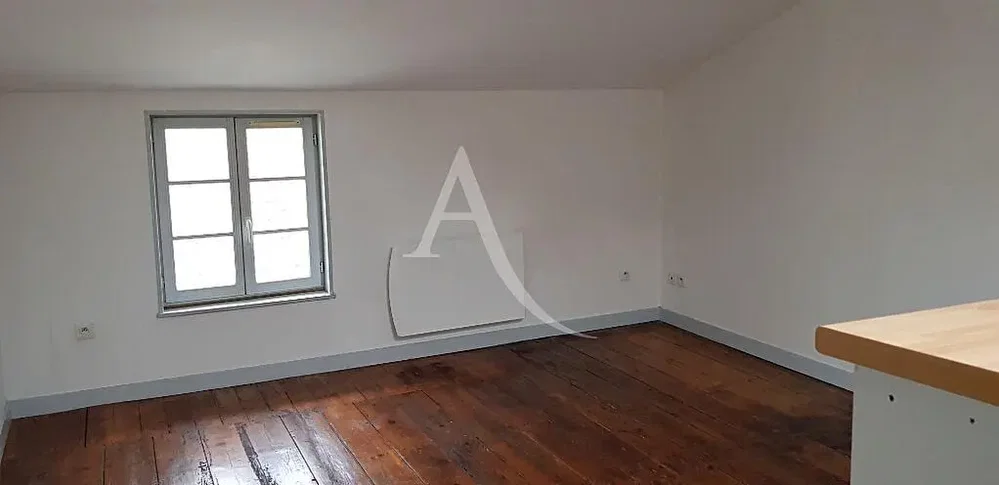 Autre; parquet, lumière naturelle