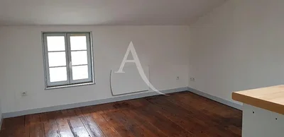 Autre; parquet, lumière naturelle