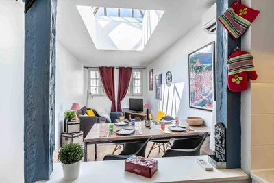 Wohnzimmer; tageslicht, moderner stil