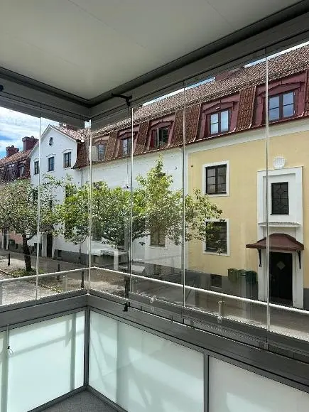 Balkon; pogled, prirodno svjetlo