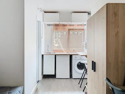 Küche; küchengeräte, tageslicht, renoviert