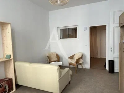 Wohnzimmer; tageslicht