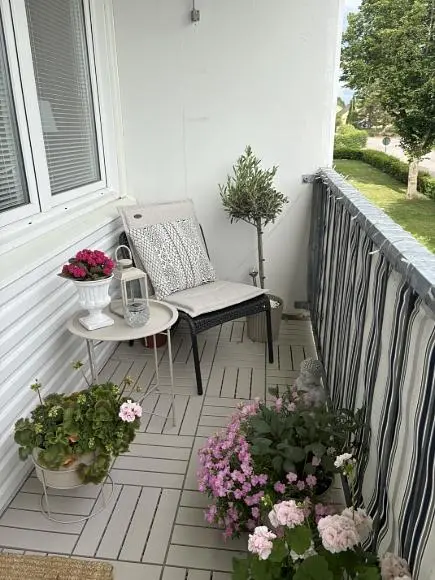 Balkon; prirodno svjetlo, rustikalni stil